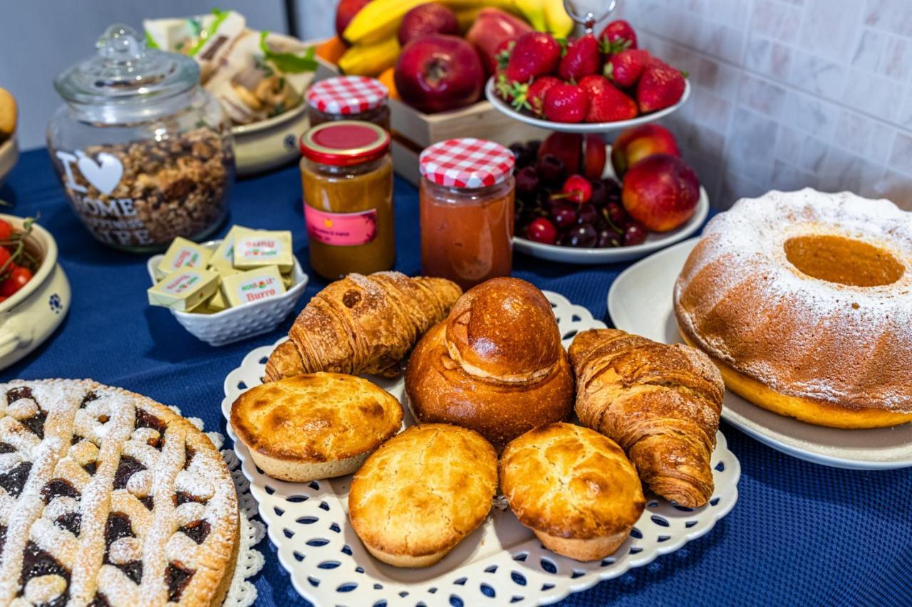 Bacco E Barocco Bed & Breakfast เลชเช ภายนอก รูปภาพ
